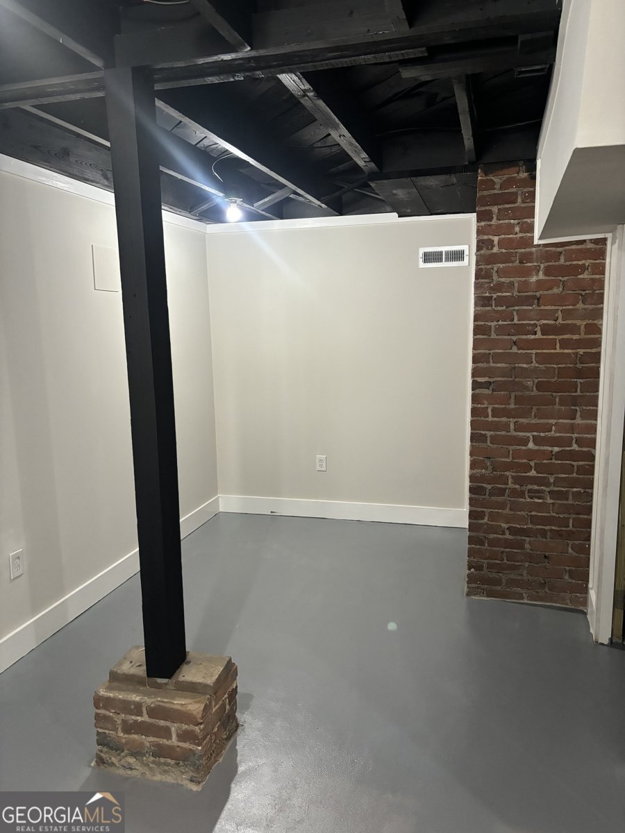 1460 Hartford Avenue Atlanta - 26