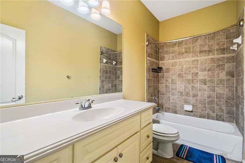 205 Camden Creek Court Lawrenceville - 32