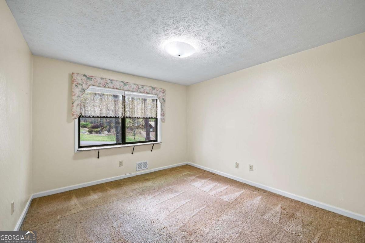 3595 Limberlost Trail Stockbridge - 24
