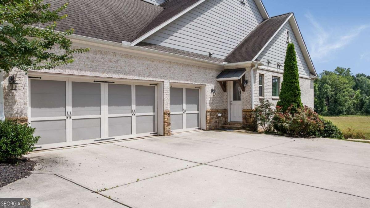 5915 Read Road Suwanee - 14