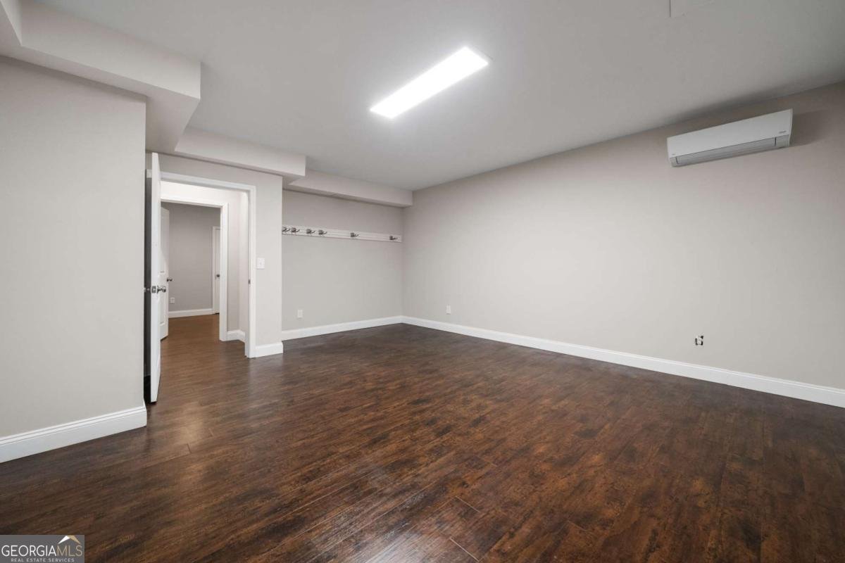5915 Read Road Suwanee - 2
