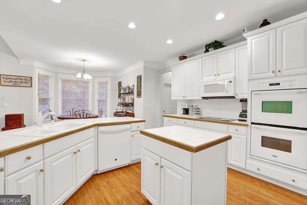3485 Highcroft Circle Peachtree Corners - 13