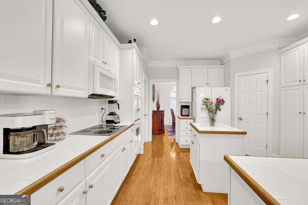 3485 Highcroft Circle Peachtree Corners - 15