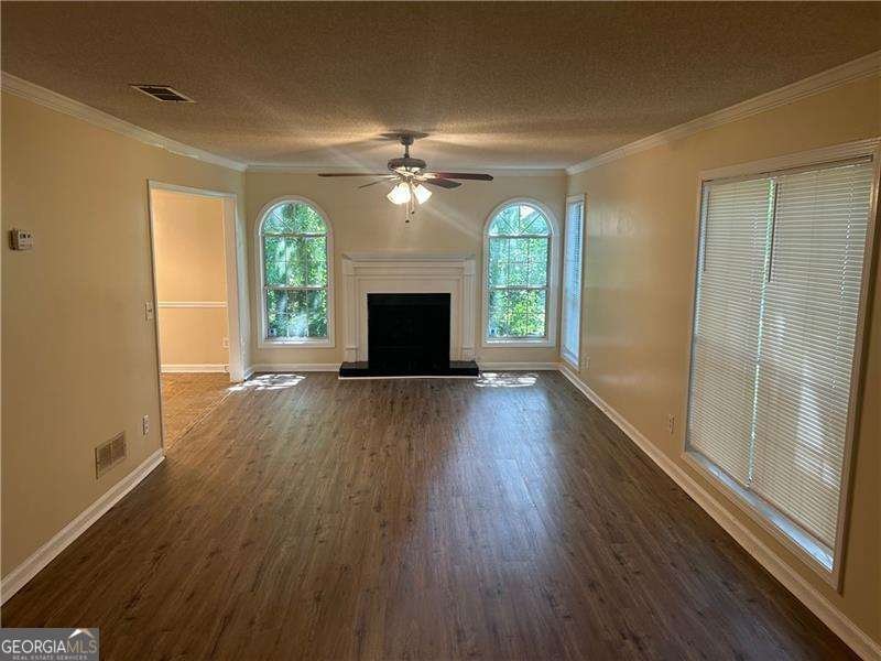 5000 Saxony Court Stone Mountain - 2