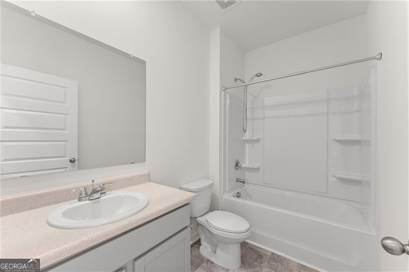 1278 Daurian Drive Statham - 11