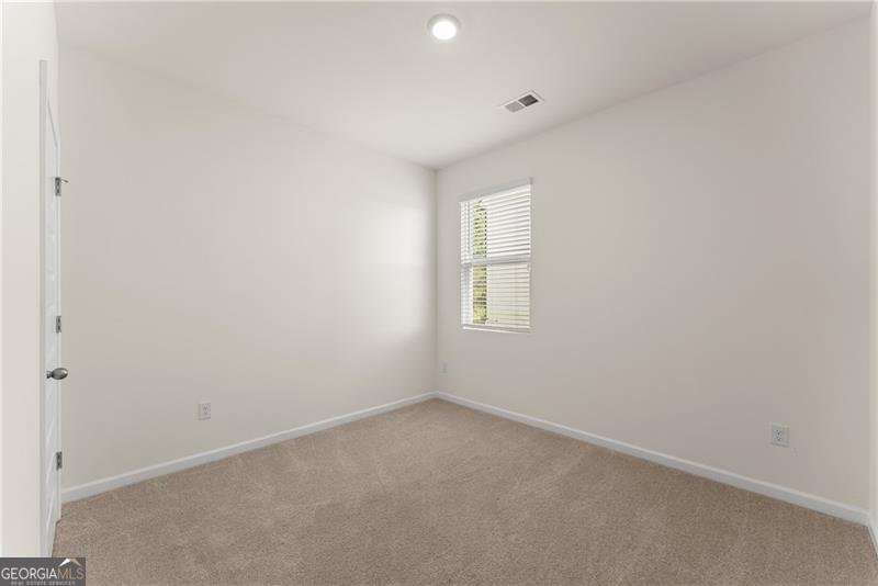 1278 Daurian Drive Statham - 12