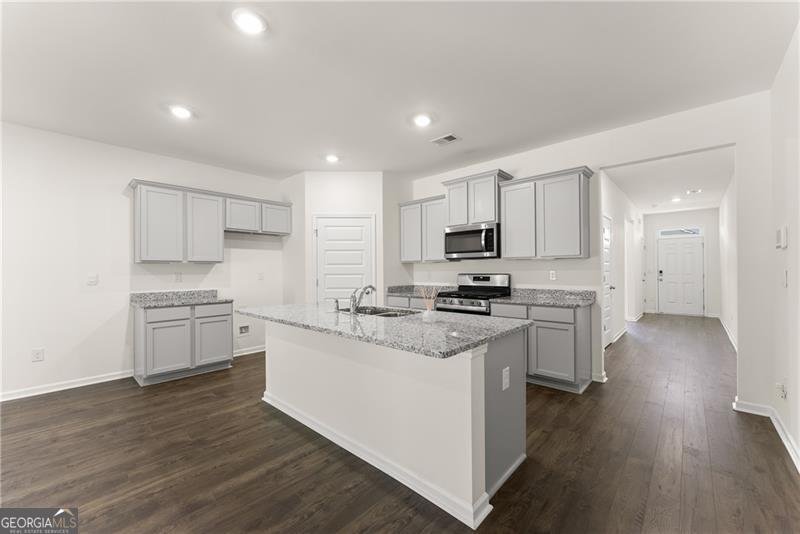 1278 Daurian Drive Statham - 18