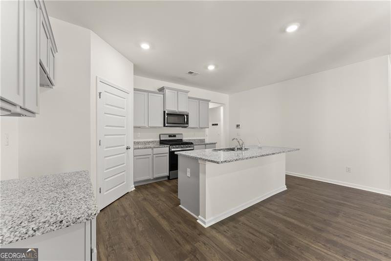 1278 Daurian Drive Statham - 21