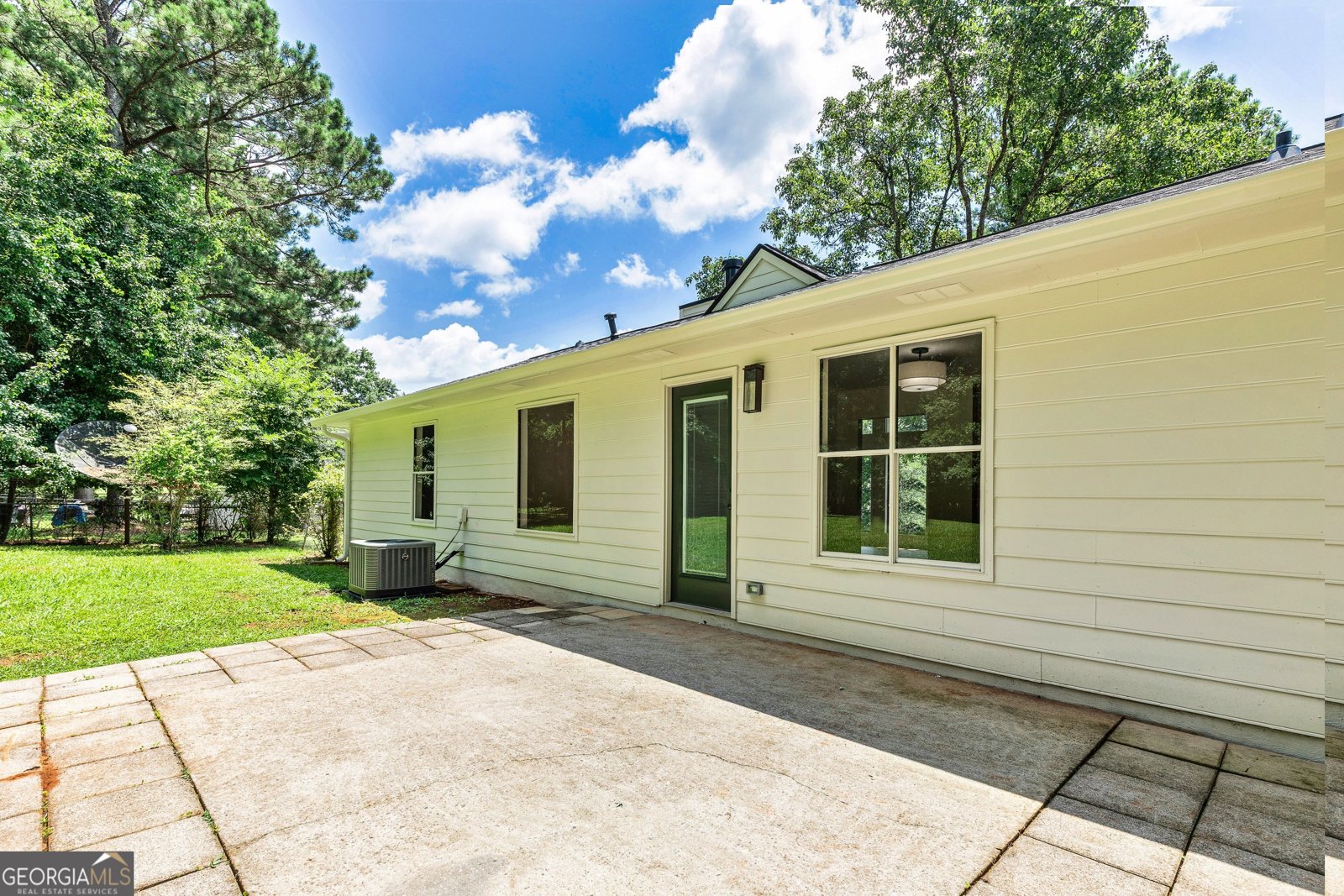 125 Selena Court Fayetteville - 30
