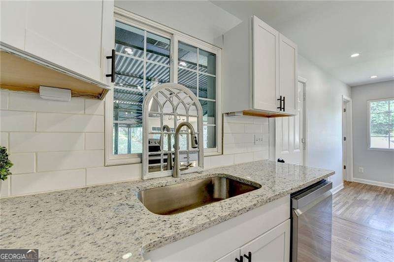 3991 Adamsville Drive Atlanta - 18