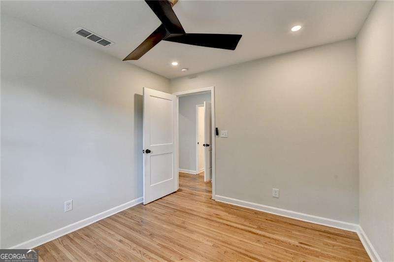 3991 Adamsville Drive Atlanta - 28