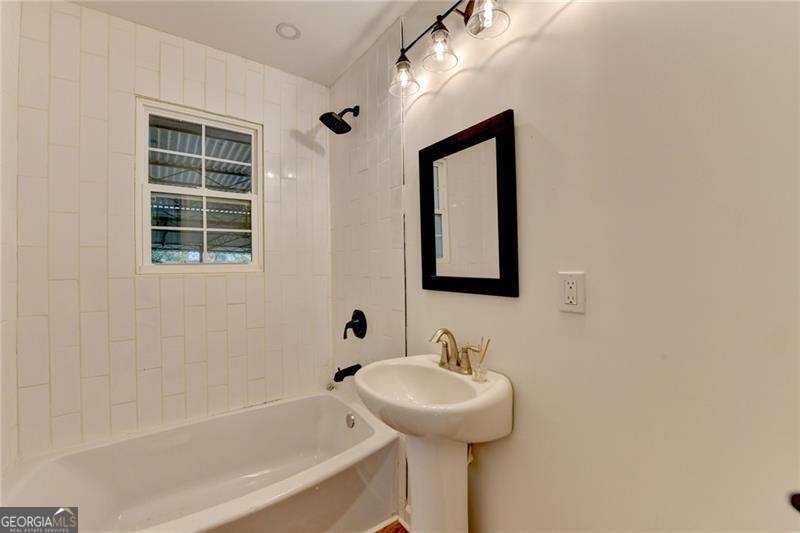 3991 Adamsville Drive Atlanta - 30