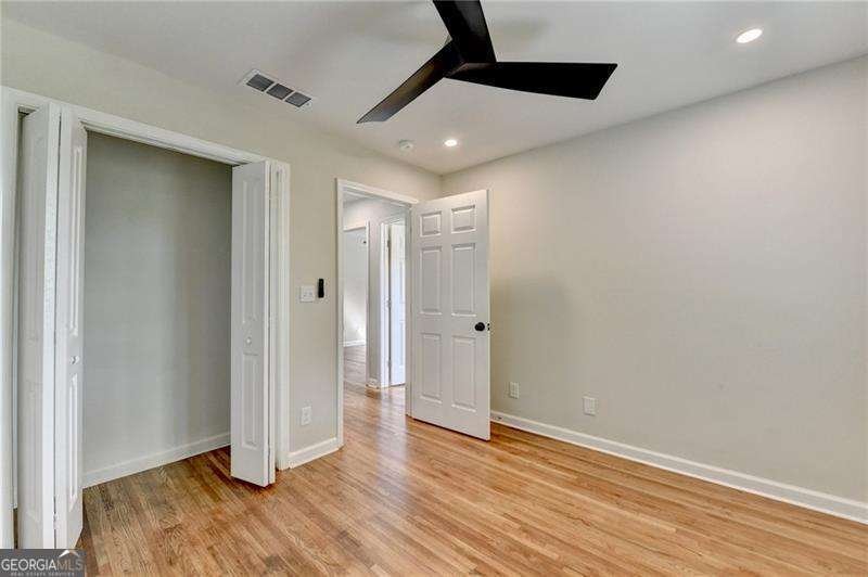 3991 Adamsville Drive Atlanta - 33