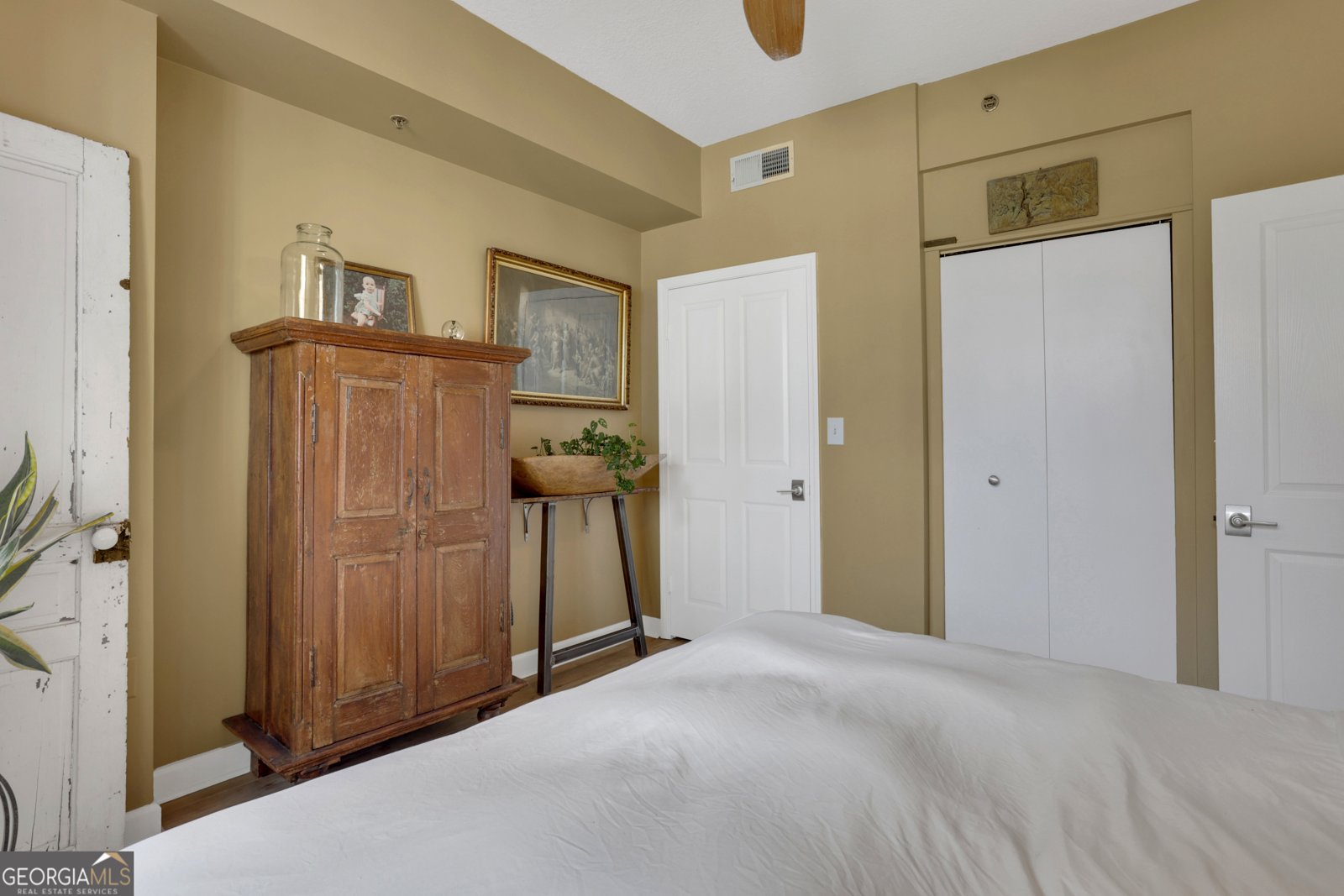 1101 Juniper Street Atlanta - 19