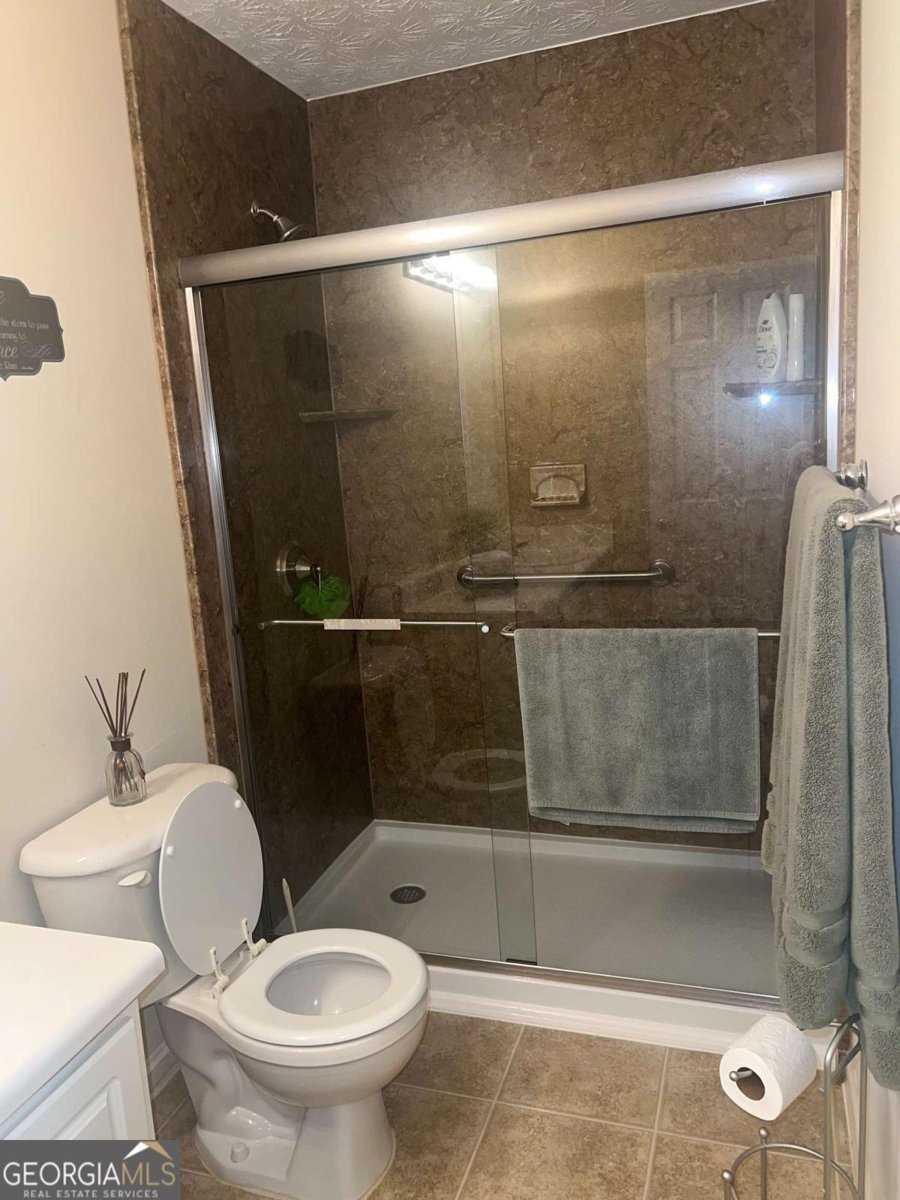 978 Francis Lane Fairburn - 1