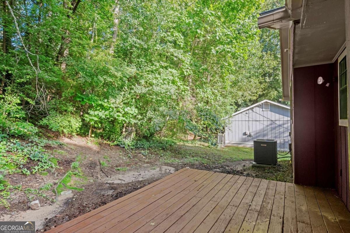 4039 TANGLEWOOD Road Snellville - 24