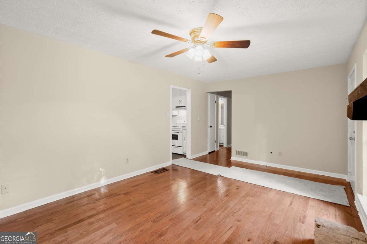 4039 TANGLEWOOD Road Snellville - 8