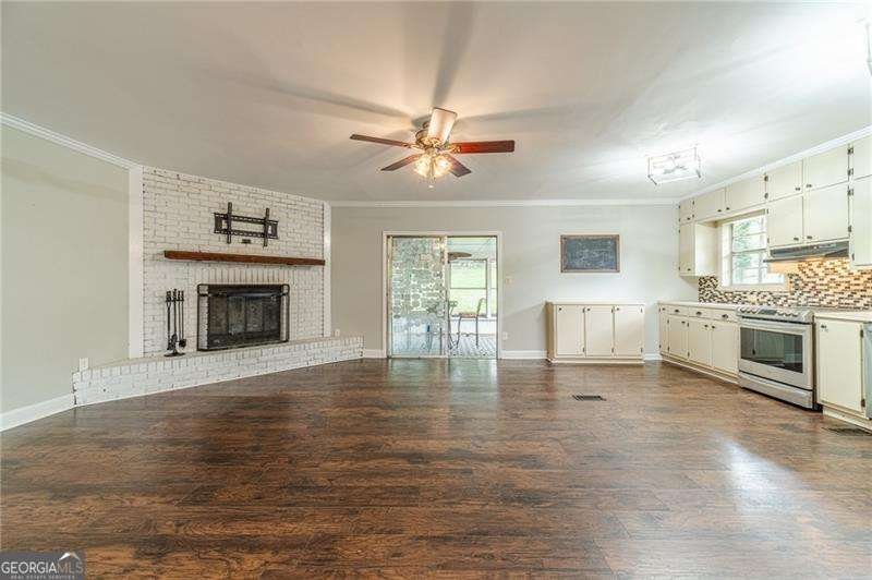 397 Hollywood Circle Gainesville - 11