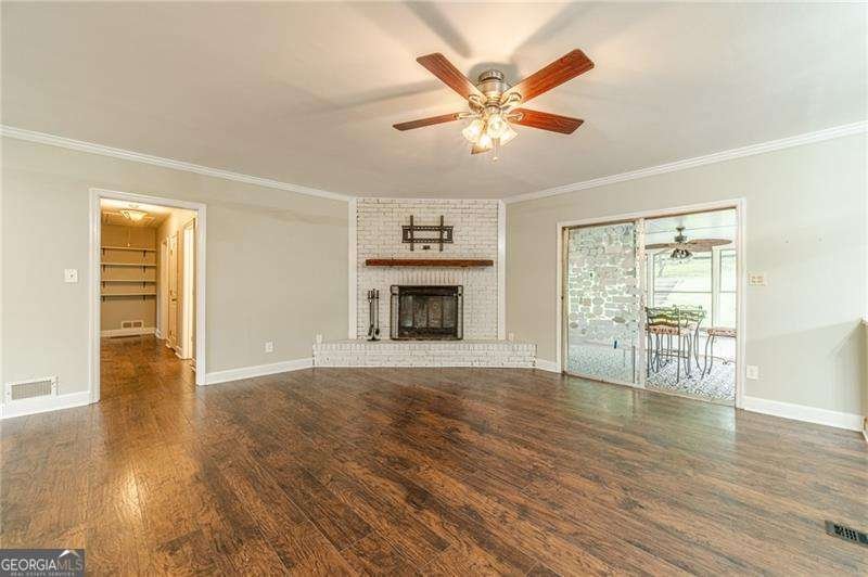 397 Hollywood Circle Gainesville - 13