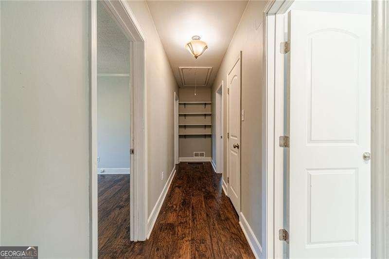 397 Hollywood Circle Gainesville - 17