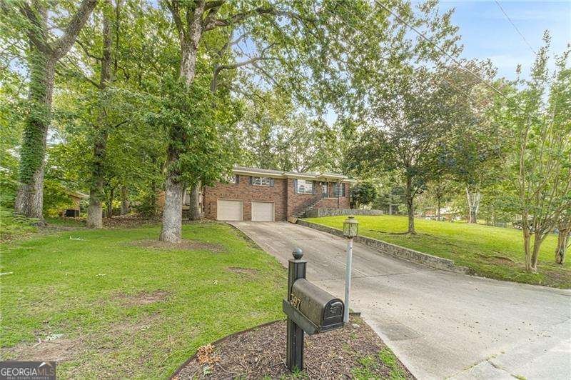 397 Hollywood Circle Gainesville - 2