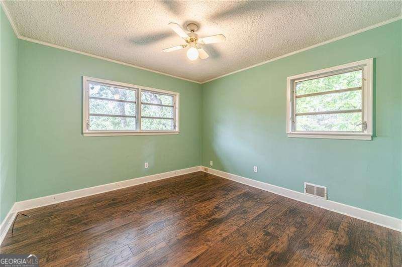 397 Hollywood Circle Gainesville - 26