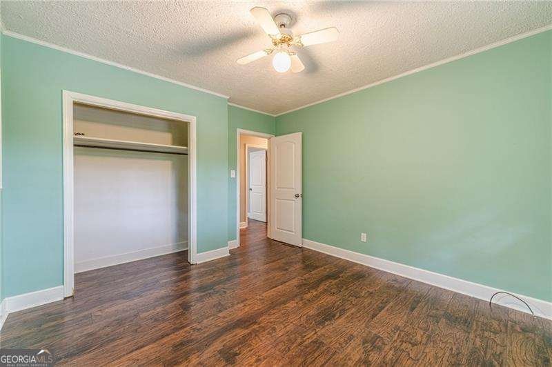 397 Hollywood Circle Gainesville - 27