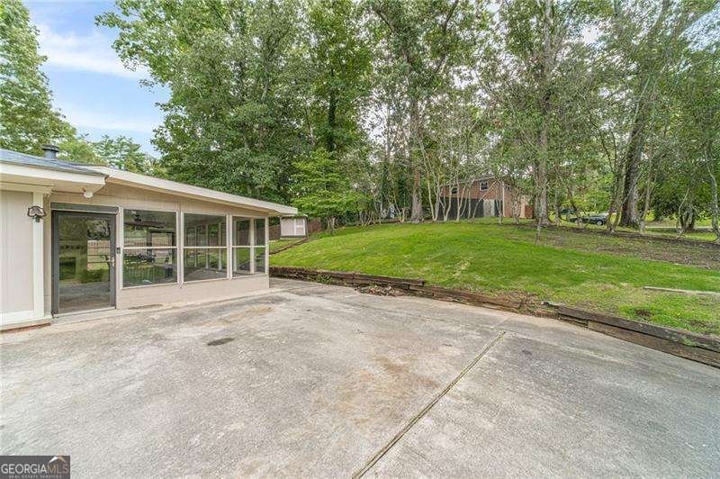 397 Hollywood Circle Gainesville - 31