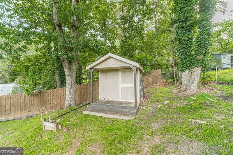 397 Hollywood Circle Gainesville - 32