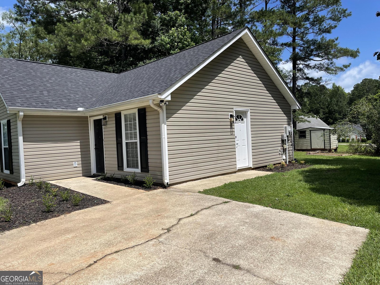 105 Ridgefield Drive LaGrange - 2