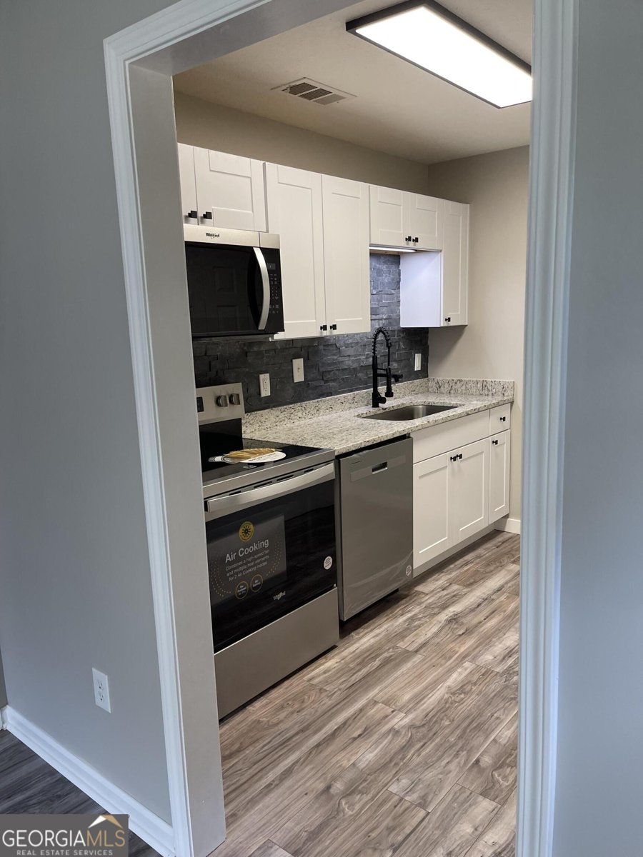 105 Ridgefield Drive LaGrange - 3