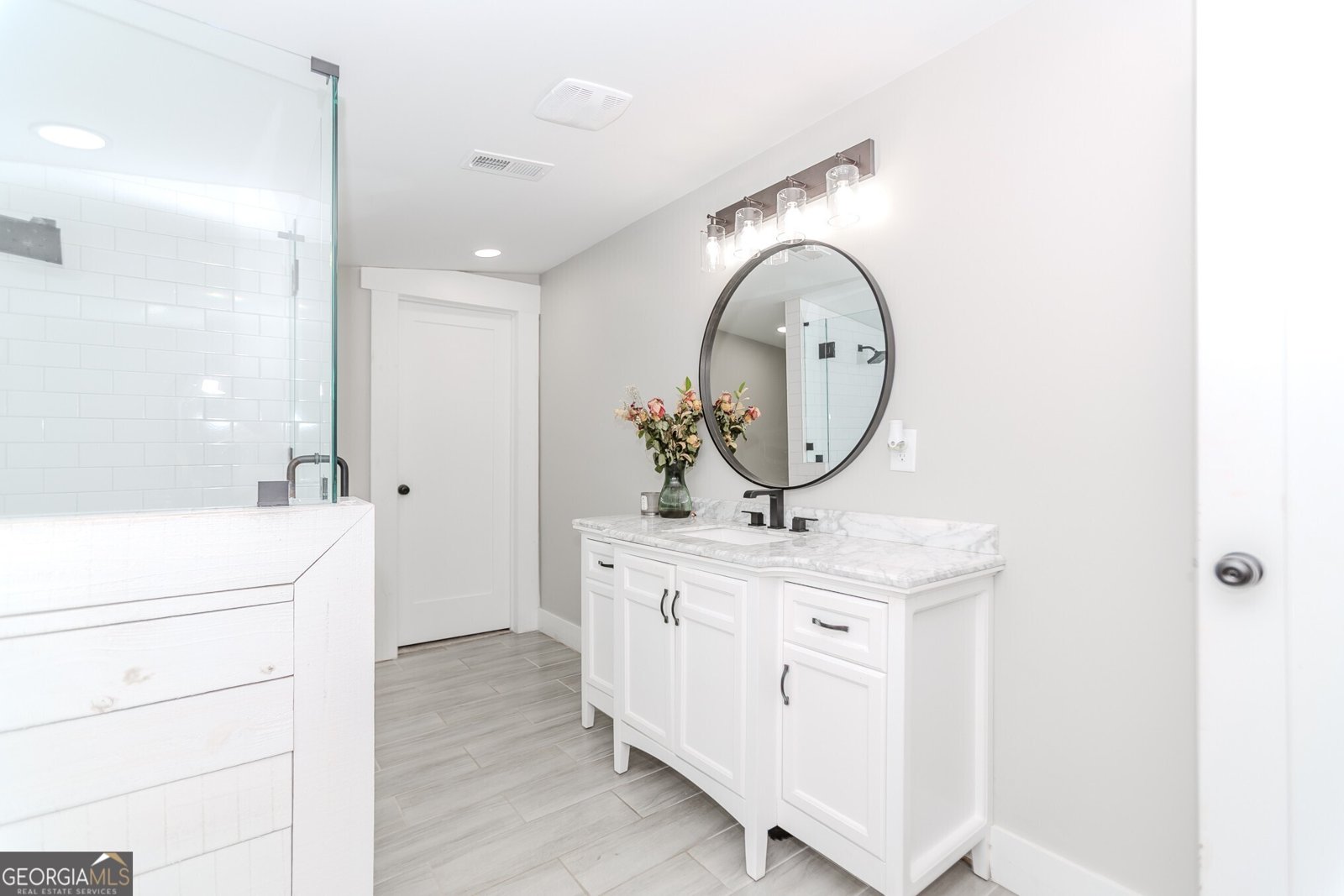 6044 Wade Orr Road Flowery Branch - 1