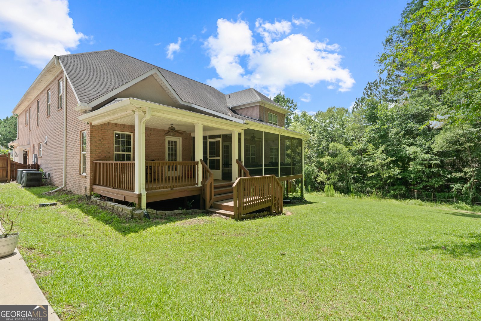 513 Litchfield Drive Macon - 33