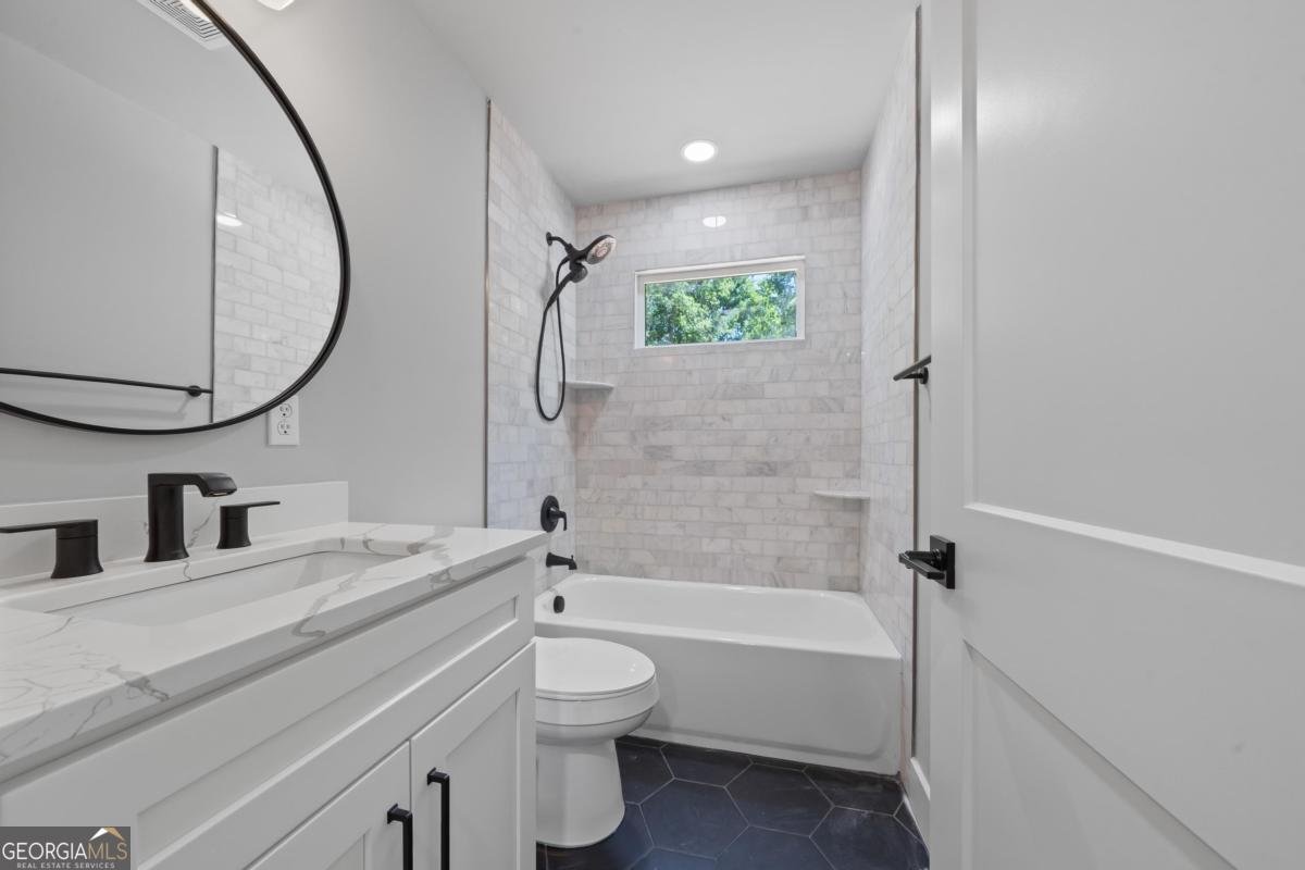631 Susan Davis Road Sparta - 19
