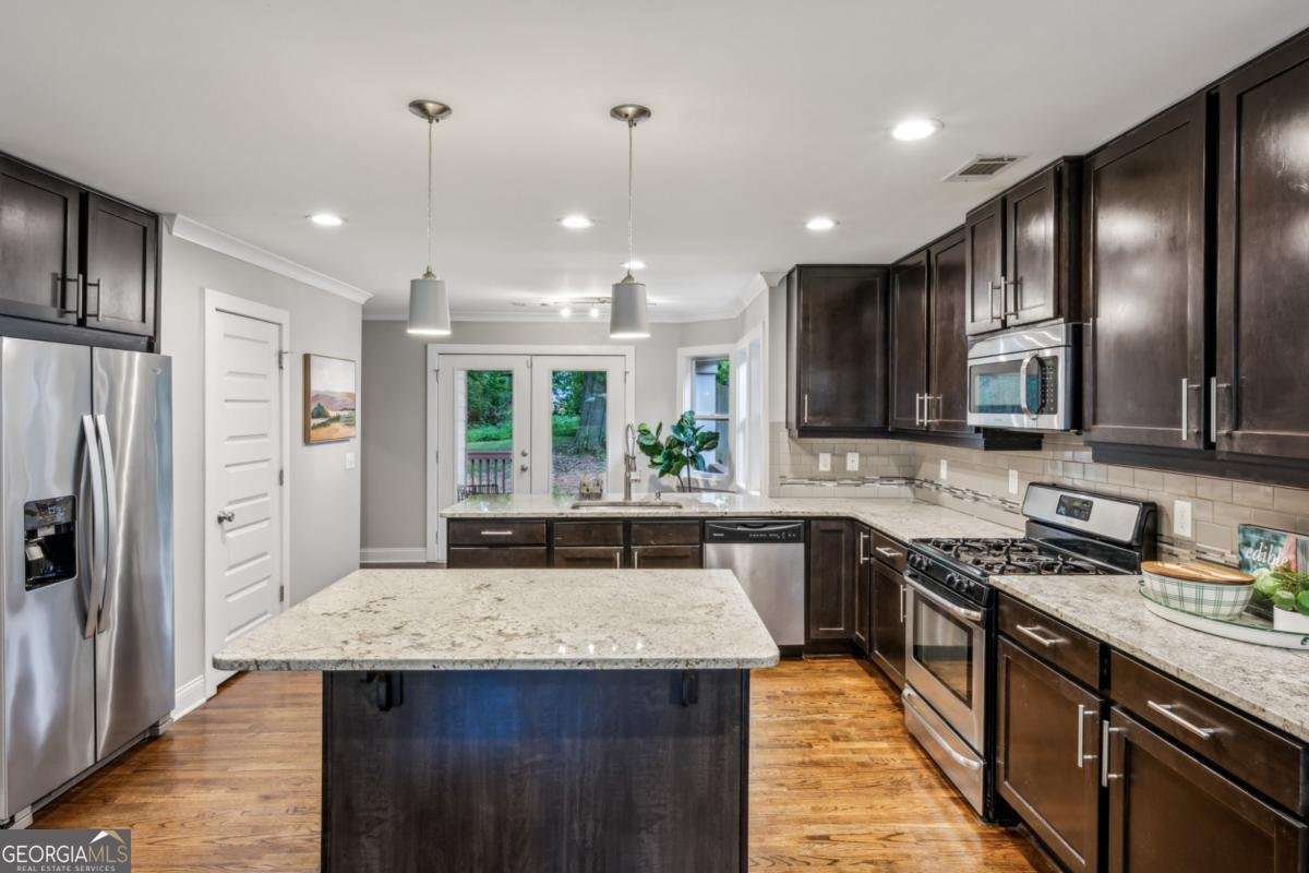 1735 Jobeth Avenue Atlanta - 17