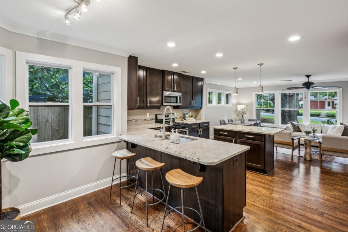1735 Jobeth Avenue Atlanta - 18