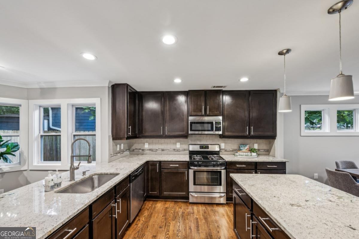 1735 Jobeth Avenue Atlanta - 19