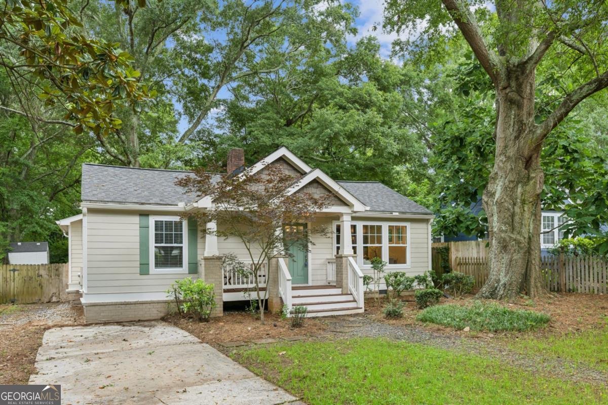 1735 Jobeth Avenue Atlanta - 2
