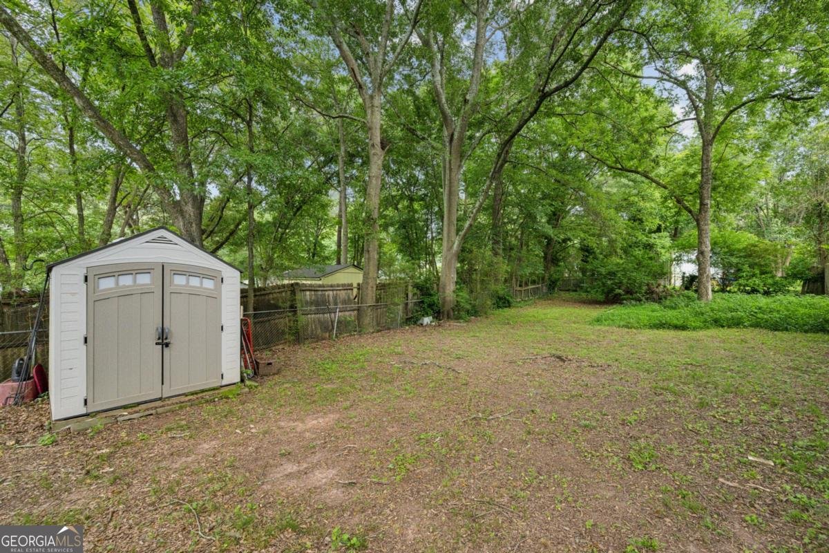 1735 Jobeth Avenue Atlanta - 37