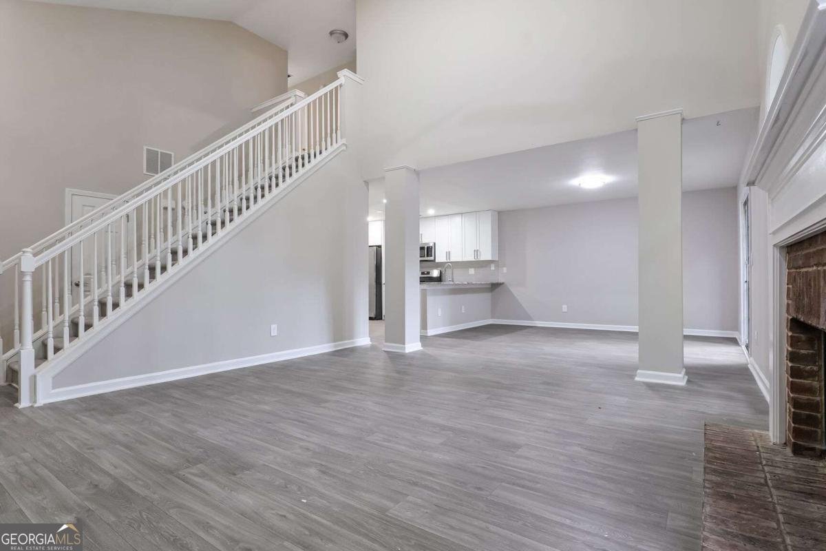 161 Stoneforest Drive Woodstock - 3