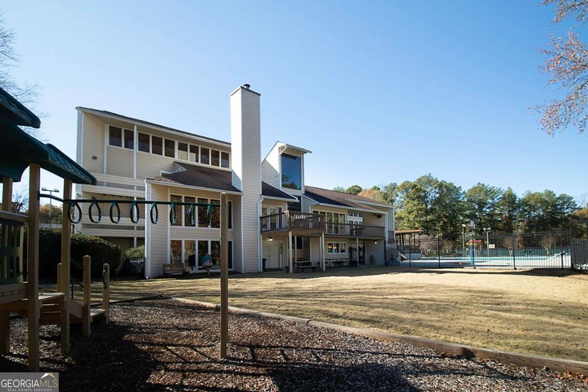1587 Red Fox Run Lilburn - 1