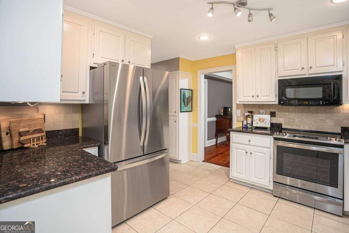 1587 Red Fox Run Lilburn - 19