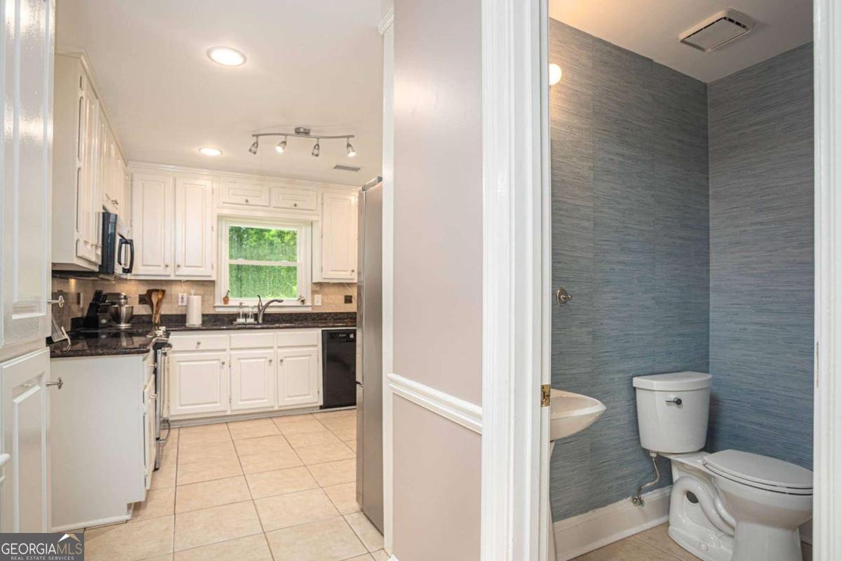 1587 Red Fox Run Lilburn - 23