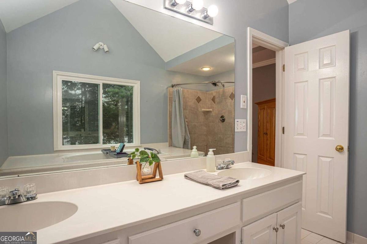 1587 Red Fox Run Lilburn - 32