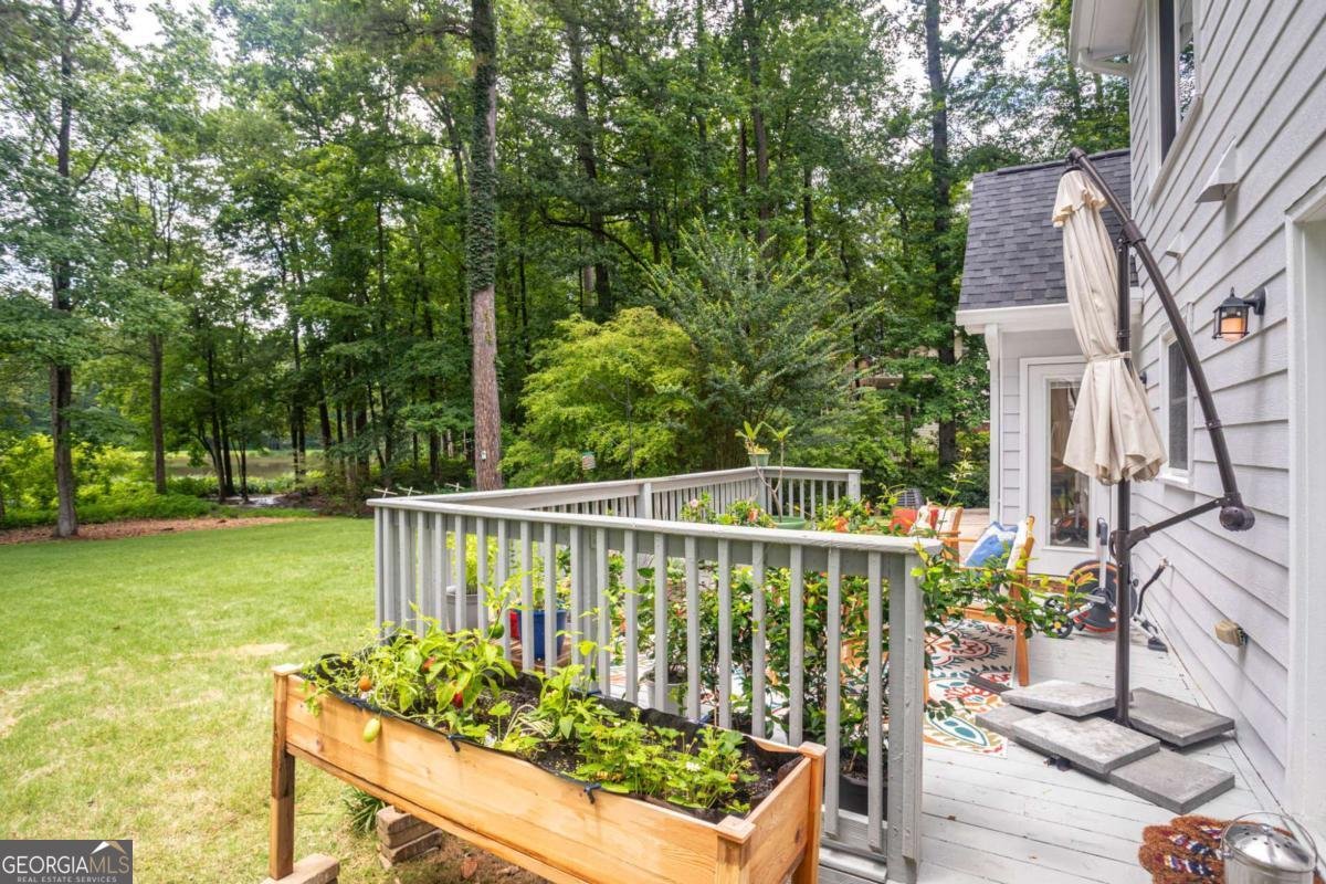 1587 Red Fox Run Lilburn - 44