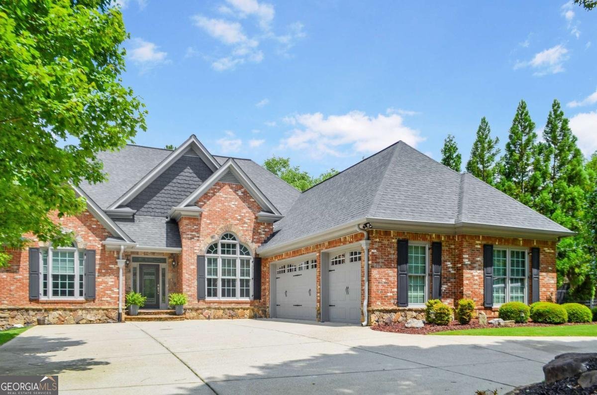 2530 Shumard Oak Drive Braselton - 1