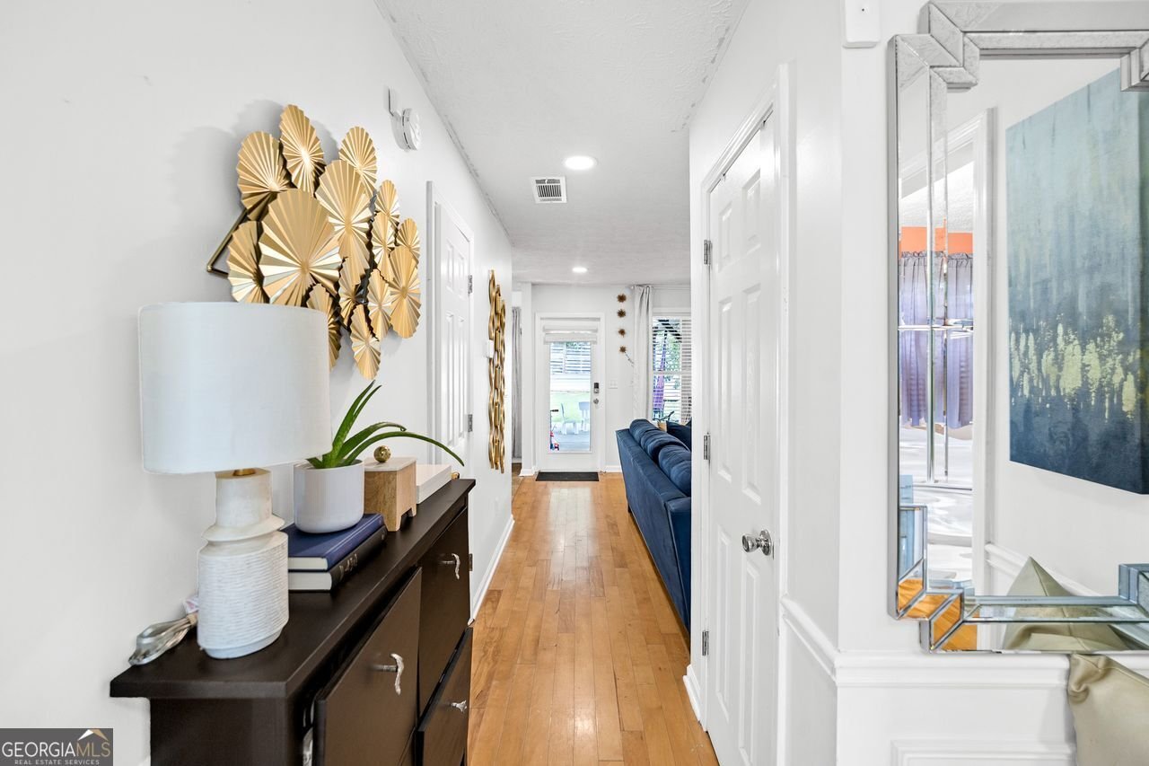 8320 MAYFERN Drive Fairburn - 10