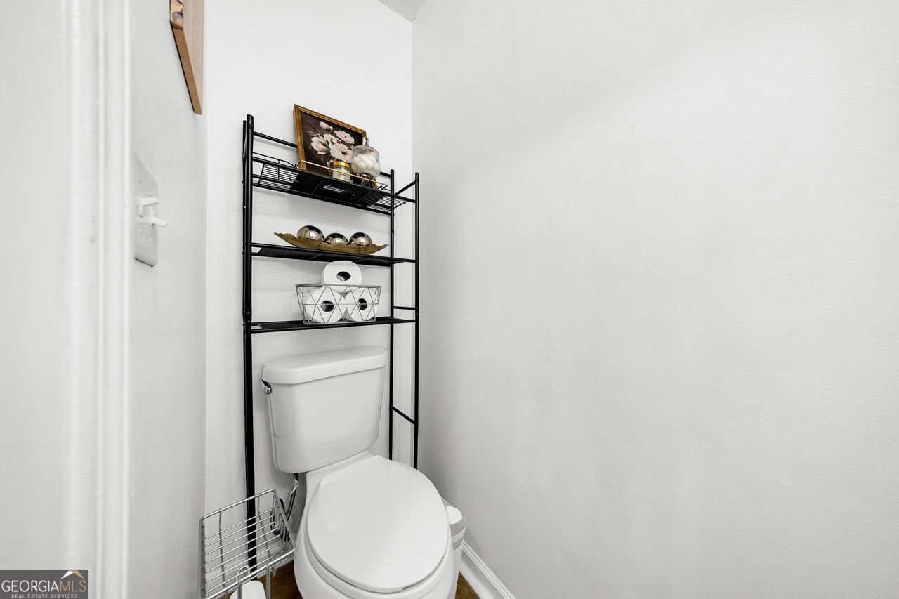 8320 MAYFERN Drive Fairburn - 19