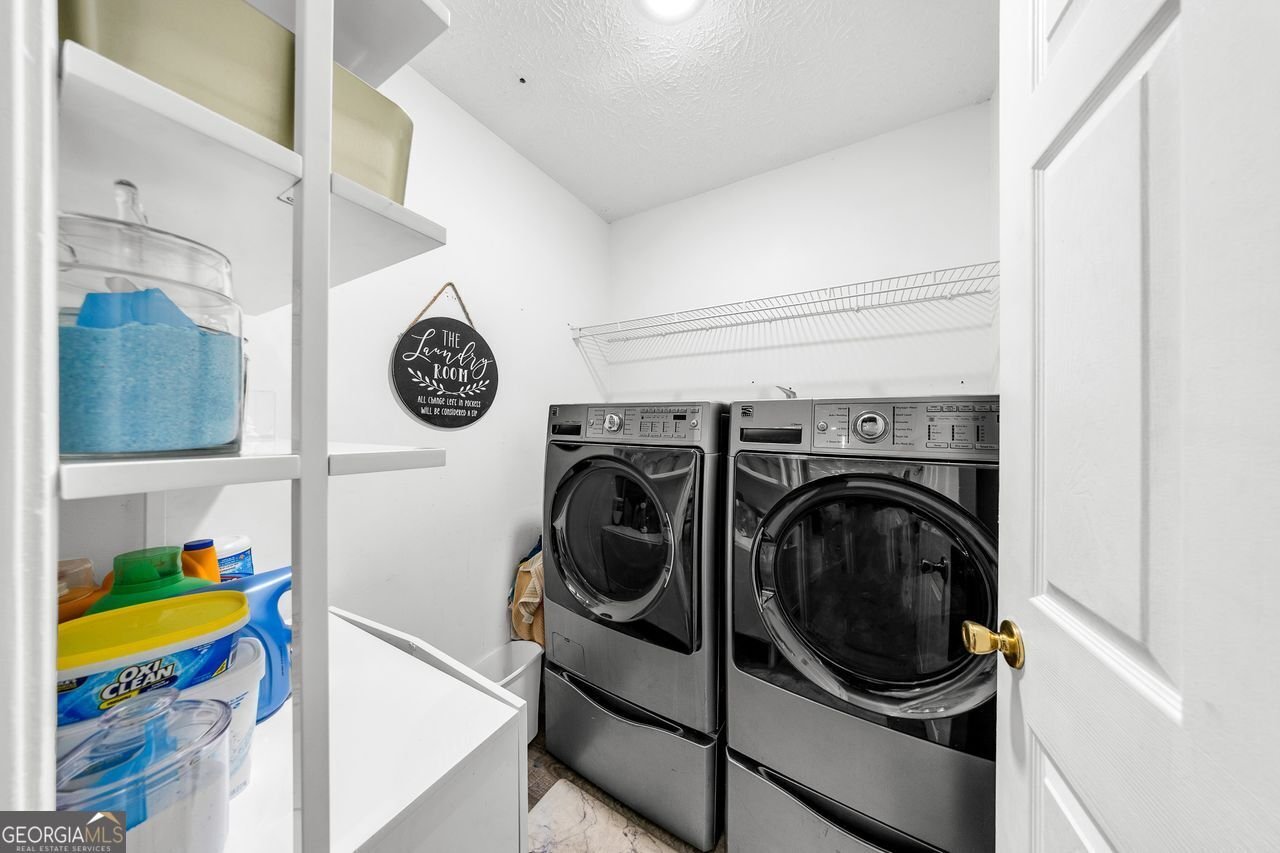 8320 MAYFERN Drive Fairburn - 22