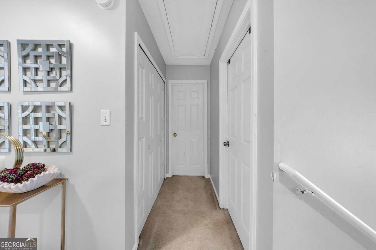 8320 MAYFERN Drive Fairburn - 23
